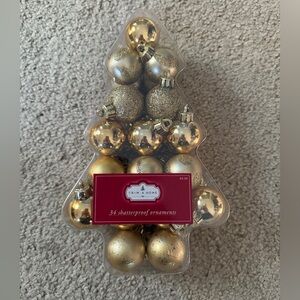 Gold bulb ornaments